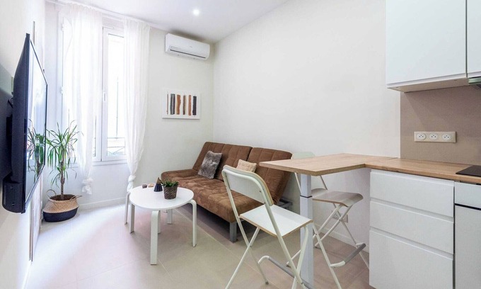 Juan-les-Pins Apartment | Modern apartment -1BDR/4P - 300m from the BEACH