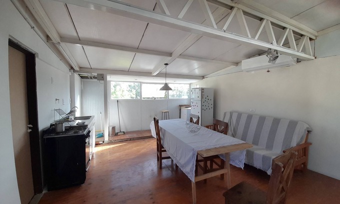 Mendoza Apartment | Modern apartment 5 minutes from Lake Torreón and Parque Canota.
