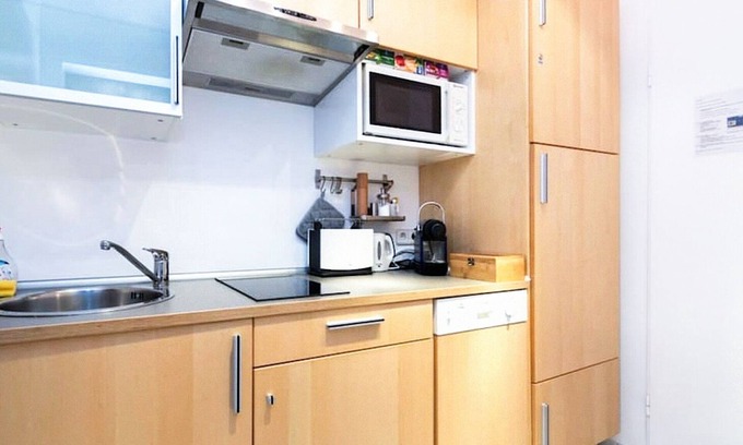 Unterbilk Apartment | Modern apartment in Medienhafen am Rhein