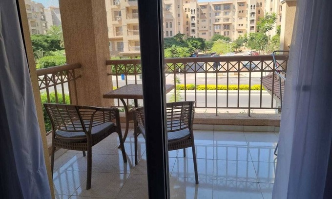 Unorganized in Al Qahirah Apartment | Modern apartment in madinaty