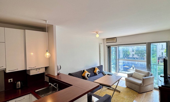 Quartier des peupliers Apartment | Modern Apartment in Paris 13th