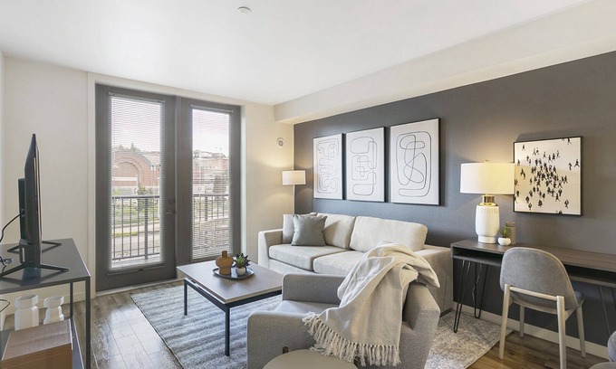 New Tacoma Apartment | Modern Apartment in Prime Location (ID7866X66)