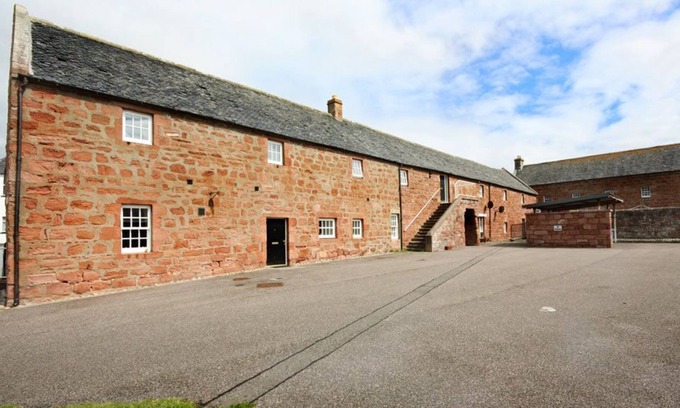 Cromarty Apartment | Modern apartment in the centre of Cromarty