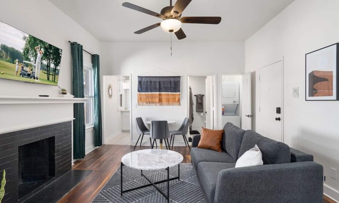 Downtown Phoenix Apartment | Modern Apartment in the Heart of Phoenix (5)