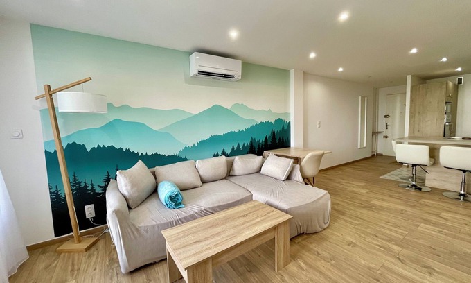 Toulon Apartment | Modern apartment in Toulon city center