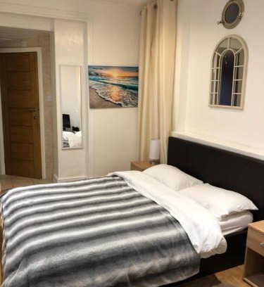 South Twickenham Apartment | Modern Apartment in Twickenham Highstreet