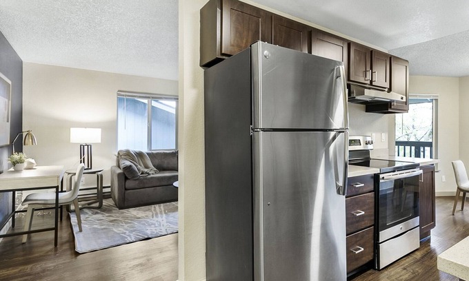Federal Way Apartment | Modern Apartment in Prime Location (ID8880X29)