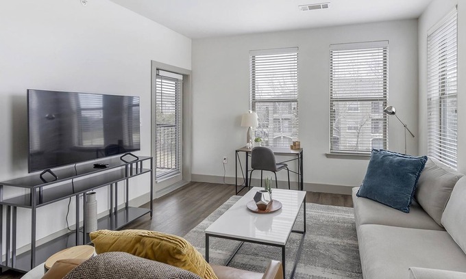 Haltom City Apartment | Modern Apartment in Prime Location (ID1403X360)