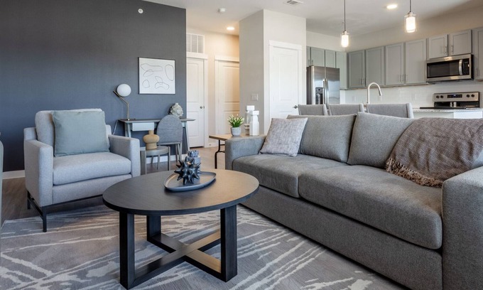 San Marcos Apartment | Modern Apartment in Prime Location (ID8181X25)
