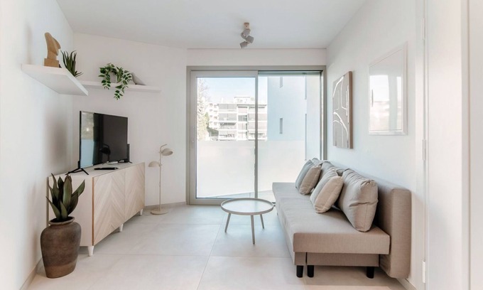 Massagno Apartment | Modern apartment just minutes from the station (Kristall 9)