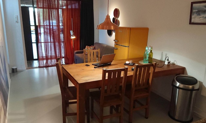 Amstelveen Apartment | Modern apartment next to Schiphol and Amsterdam