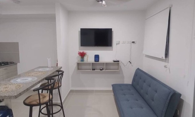 Mamatoco Apartment | Modern Apartment with Mountain View - Quiet Stay 20 min from the Beach