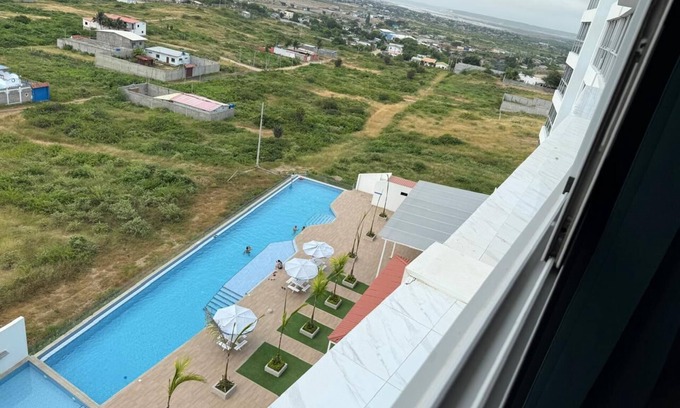 Punta Blanca Apartment | Modern apartment with AC and fitness room in tranquil Punta Blanca