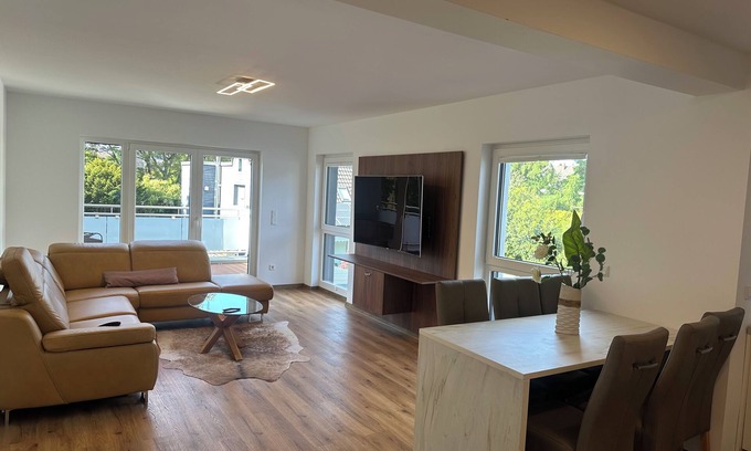 Hilden Apartment | Modern apartment with balcony & top equipment - ideal for family & group