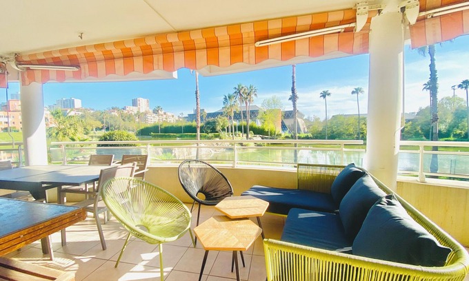 Le Cannet Apartment | Modern apartment with lake view and pool 10 minutes from Cannes