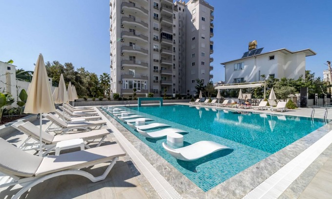 Kargicak Apartment | Modern Apartment with Shared Sauna in Alanya