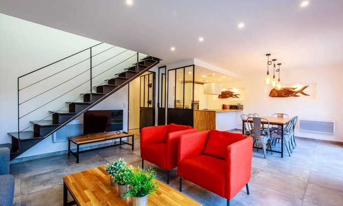Saint-Pierre-Quiberon House | Modern Beach house with large terrace