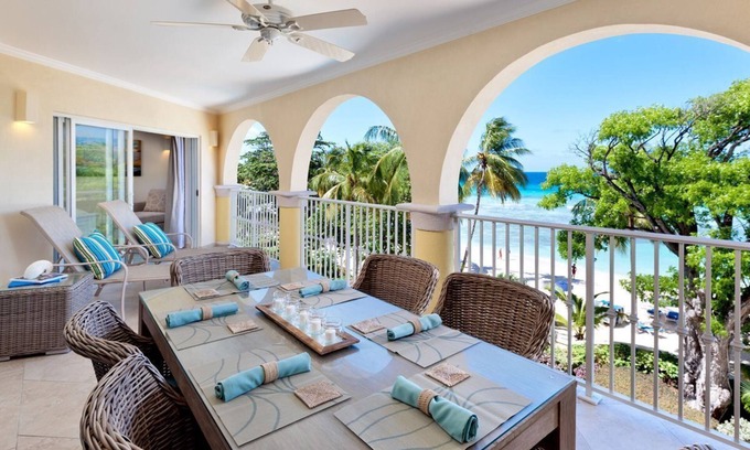 Dover Apartment | Modern Beachfront Condo with Pool - Sapphire 311