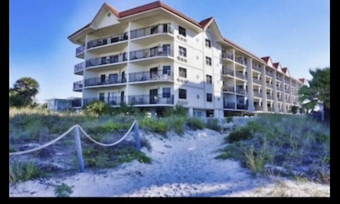 Belle Vista Condo | Modern Beach Condo ON St. Pete Beach!
