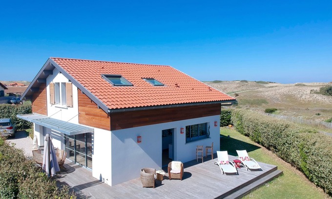 Capbreton House | Modern beach house - 150 m from the Atlantic surf - views on the dunes
