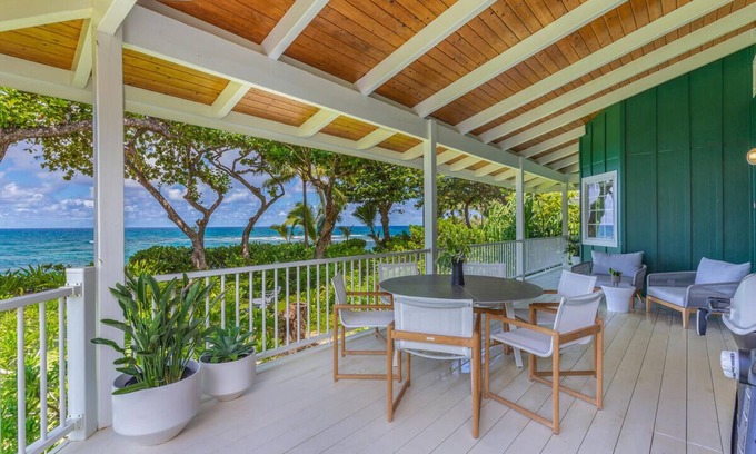 Wainiha House | Modern Beachfront Home by Tunnels Beach
