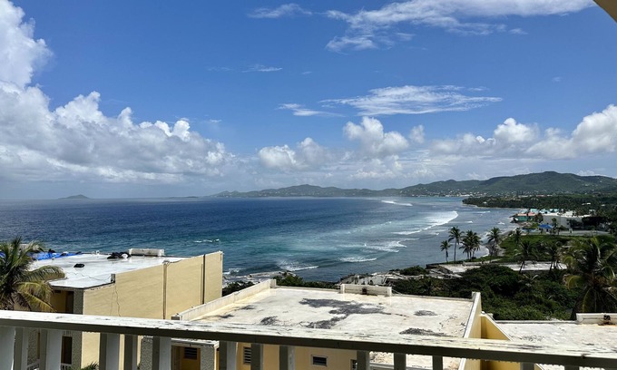 La Grande Princesse Condo | Modern & Breezy Condo in Beautiful Complex