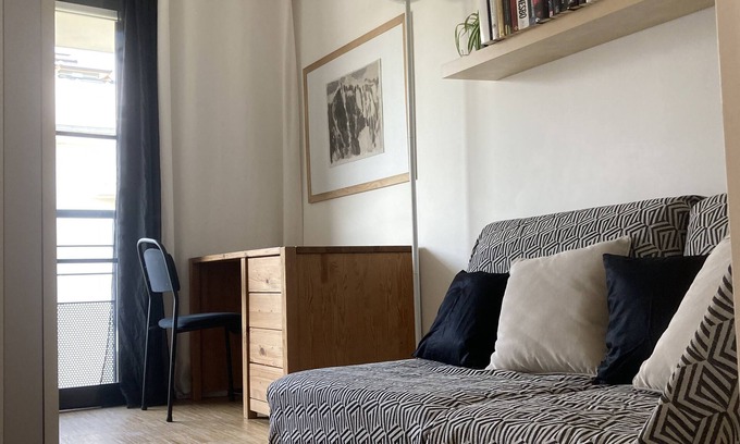 Gentilly House | Modern Bright Loft South Paris. Direct Connection to Metro and Airport. Parking
