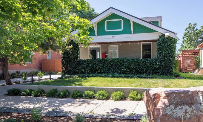West Highland House | Modern Bungalow 3-bedroom with Cold Plunge in West Highland, Denver