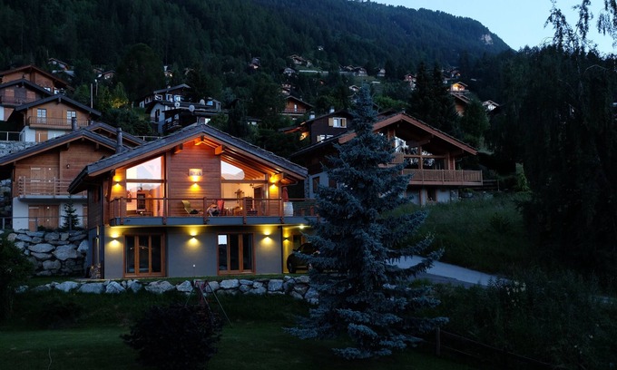 Nendaz Ski Chalet | Modern chalet on the 4 Vallées ski area in Haute-Nendaz