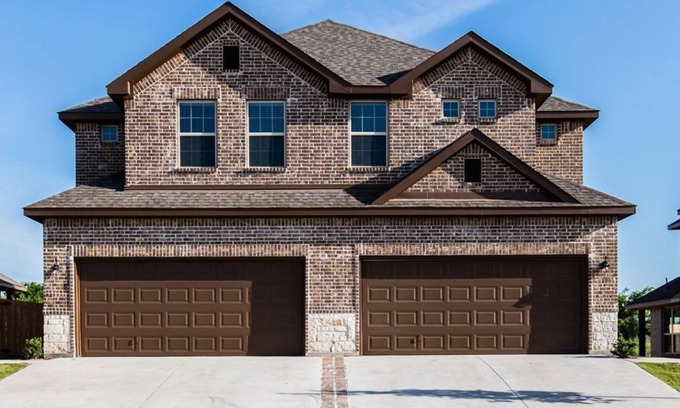 Midlothian House | Modern Charm in DFW