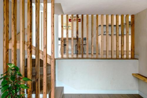 Chatham House | Modern Chatham home with garden retreat