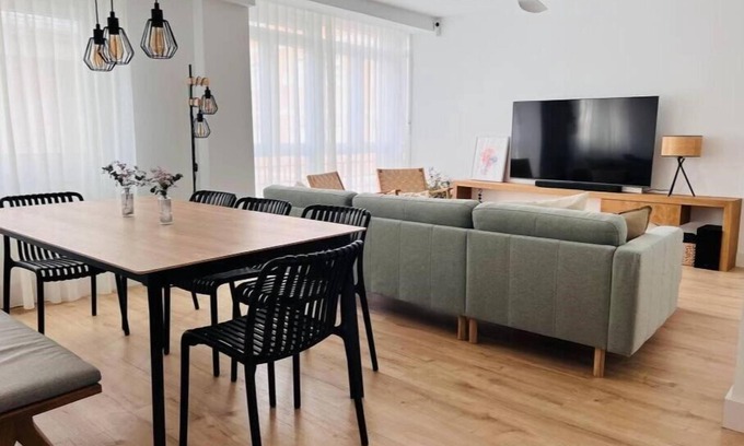 Central District Apartment | Modern City Apartment in the Center of Granada
