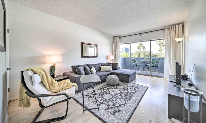 Encanto Condo | Modern City Condo Close to Downtown Phoenix!