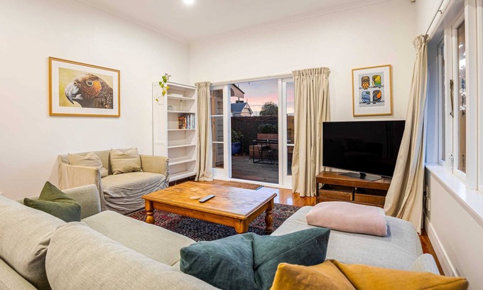Grey Lynn House | Modern Classic Summar