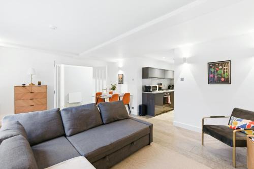 Clerkenwell Apartment | Modern Clerkenwell Loft Spacious Private Terrace