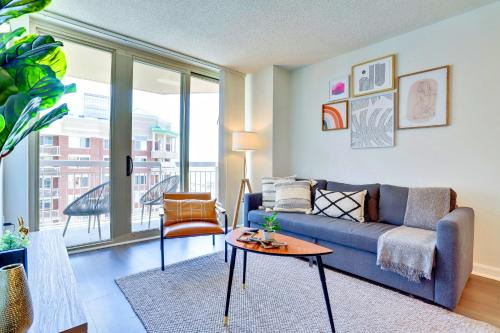 Ballston Apartment | Modern Comfort in Ballston Prime Urban Location
