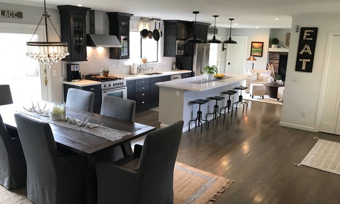 Sonoma House | Modern Comfort & Wine Country Charm in the Heart of Sonoma