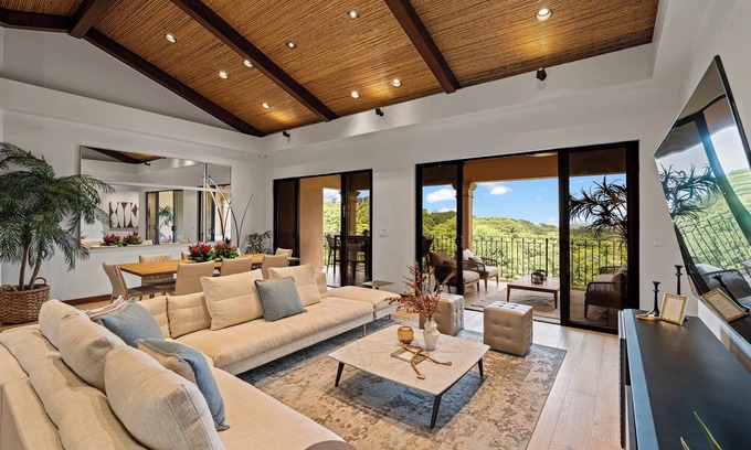 Playa Conchal Condo | Modern Condo | Pool & Clubhouse Perks