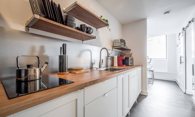 Bedford Apartment | Modern Contemporary 2 Bedroom Suite