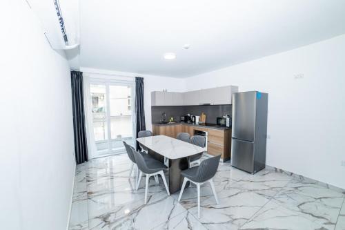 Bugibba Apartment | Modern Cosy Fully Equipped Apartment