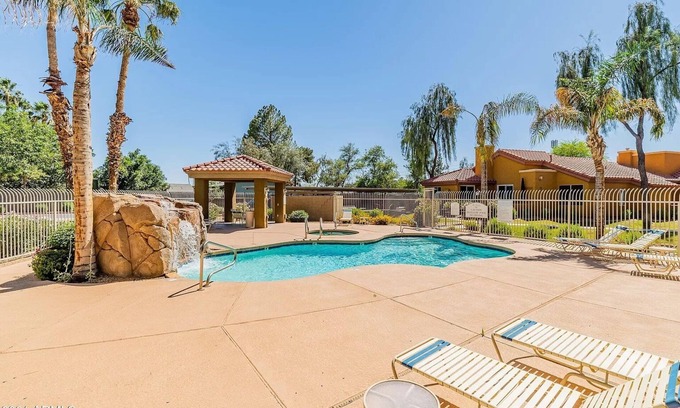 Deer Valley Condo | Modern, Cozy Condo in North PHX with Pool in Gated Community!