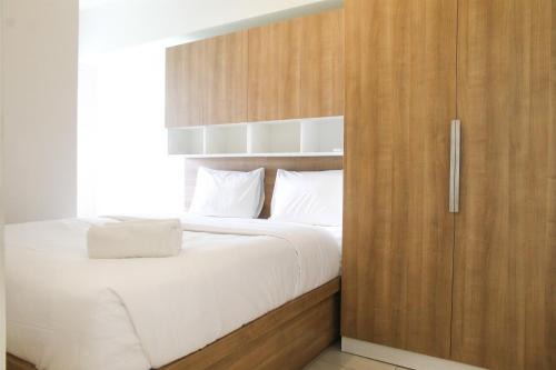 Bekasi Apartment | Modern Design 2BR The Springlake Summarecon Apartment By Travelio