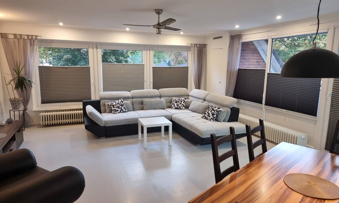 Niendorf Apartment | Modern dream vacation apartment in beautiful Hamburg! Family-friendly/close to the center