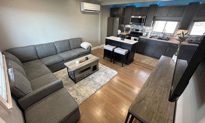 Wayne County Apartment | Modern Escape