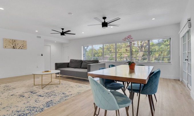 Northeast Coconut Grove House | Modern & Fashionable 4BD Apt w/ Pool and Garden