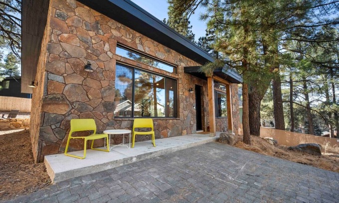 Mountainaire House | Modern Flagstaff Wood Cabin Home/Forest Views