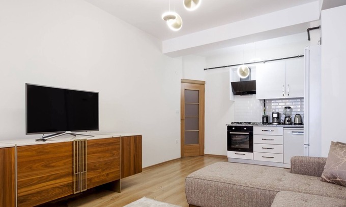 Maltepe Apartment | Modern Flat 5 min to Metro and Maltepe Coast