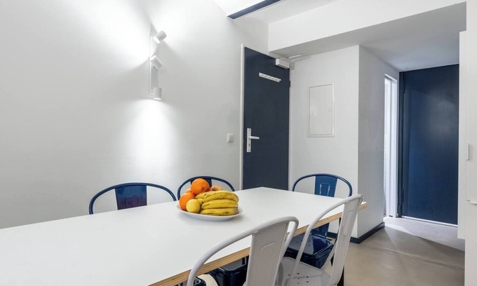 Kreuzberg Apartment | Modern Flat in Kreuzberg 2 bath rooms