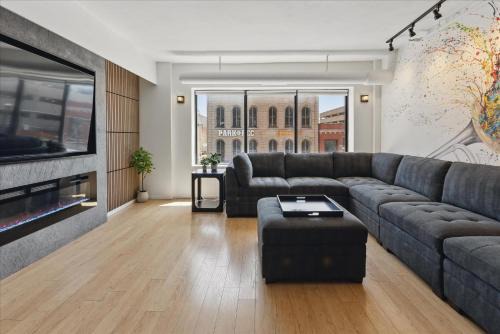 Wholesale District Apartment | Modern Flat in the Heart of Indianapolis