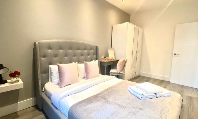 Harrow Road Apartment | Modern Flats Harrow Road Central London